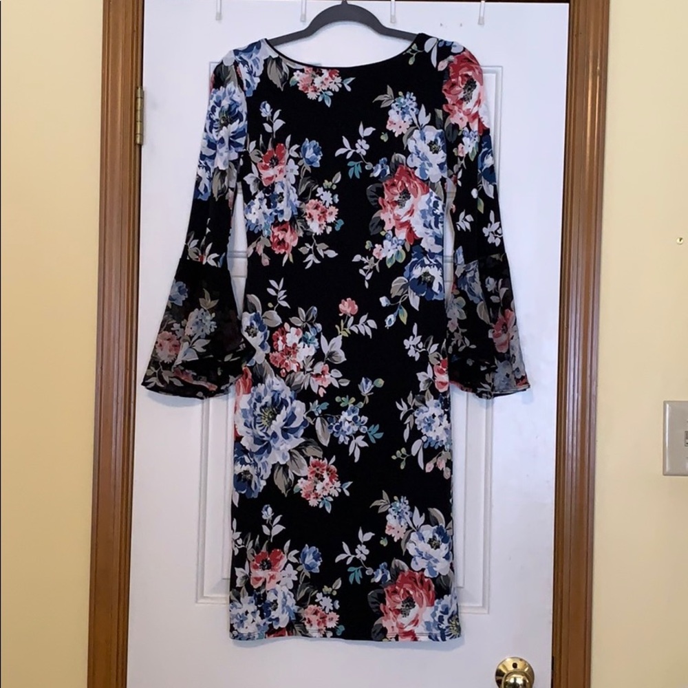 White House Black Market floral-print dress